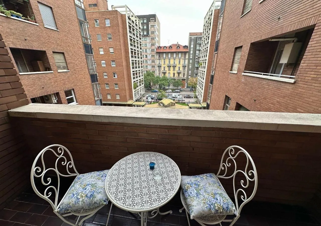 Apartamento Buenos Aires Urban Escape - Metro & Self-Checkin Milán