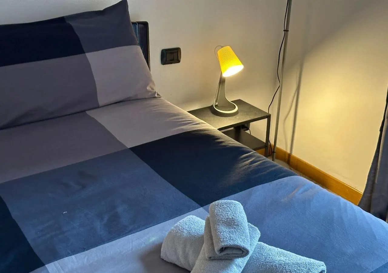 Apartamento Buenos Aires Urban Escape - Metro & Self-Checkin Milán Italia